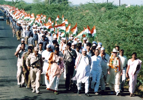 In November 2002, Shri Satpal Ji Maharaj udertook the 'Sadbhavna Padyatra' (March for Peace and Goodwill) through the riot-torn state of Gujarat, from Dandi to Sabarmati Ashram in Ahmedabad