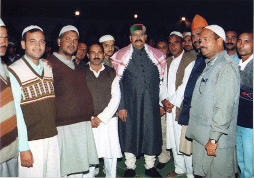 A group of Muslims welcoming Satpal Ji Maharaj during his Padyatra from Dandi to Mahatma Gandhi's Ashram at Ahmedabad.